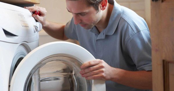 Khắc Phục Lỗi E24 Trên Máy Giặt Electrolux Nhanh Chóng Tại Nhà