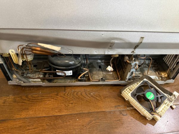 Khám Phá Nguyên Nhân Quạt Dàn Nóng Tủ Lạnh Không Chạy: Giải Pháp Nhanh Chóng