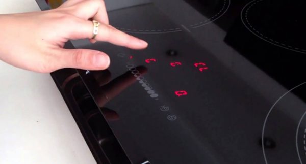 Sửa Chữa Bếp Điện, Bếp Từ Tại Vinhomes Thăng Long – Giải Pháp Nhanh Chóng Và Hiệu Quả!