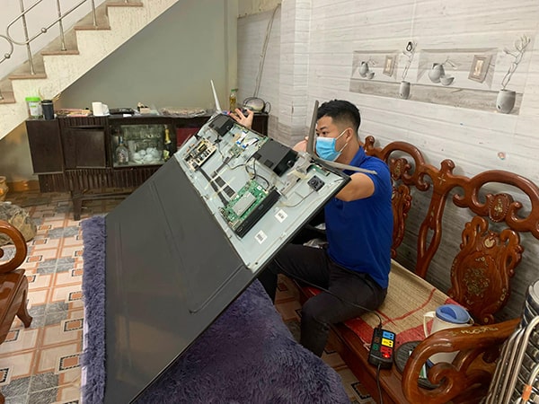 Sửa Tivi Siêu Tốc Tại Quận Đống Đa – Dịch Vụ Uy Tín, Nhanh Chóng!